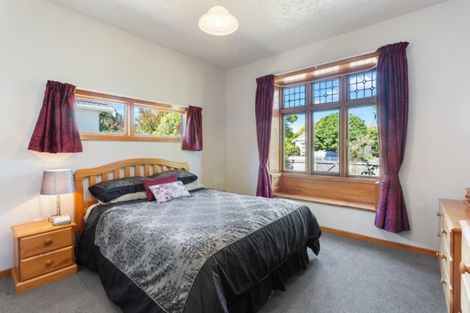 Photo of property in 2 Spring Grove Street, Spreydon, Christchurch, 8024