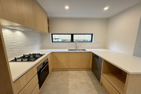 Photo of property in 1d Westall Road, New Lynn, Auckland, 0600