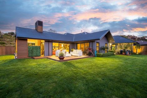 Photo of property in 10 Pike Place, Ferndale, New Plymouth, 4310