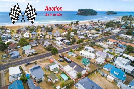 Photo of property in 217 Ocean Road, Whangamata, 3620