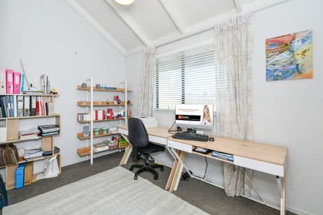 Photo of property in 11a Cape Road, Pukekohe, 2120