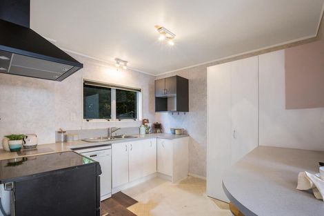 Photo of property in 8 Hicks Close, Whitby, Porirua, 5024