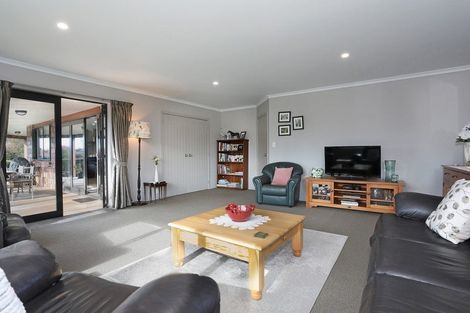 Photo of property in 7 Melody Place, Marton, 4710