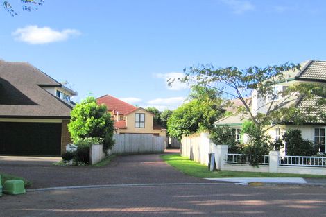 Photo of property in 31a Oakwood Grove, Eastern Beach, Auckland, 2012