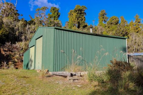 Photo of property in 172 Clifton Road, Kaiata, Greymouth, 7805