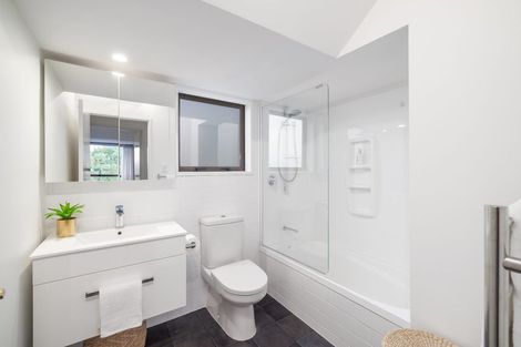 Photo of property in 37b Highland Place, Avonhead, Christchurch, 8042