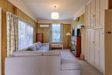 Photo of property in 19 Atkinson Street, Woodville, 4920