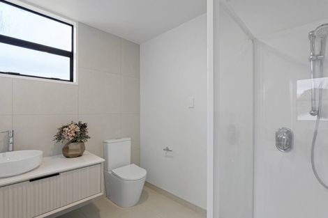 Photo of property in 49 Searells Road, Strowan, Christchurch, 8052