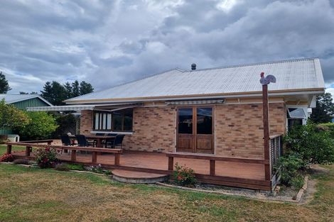 Photo of property in 289a Fabians Road, Morison Bush, Greytown, 5794