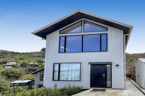 Photo of property in 17b Cornwall Road, Lyttelton, 8082