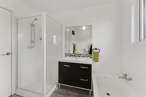 Photo of property in 1/58 Clydesdale Street, Woolston, Christchurch, 8062