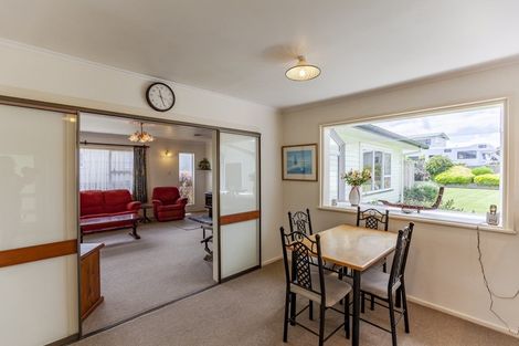 Photo of property in 61 Racecourse Road, Waipukurau, 4200