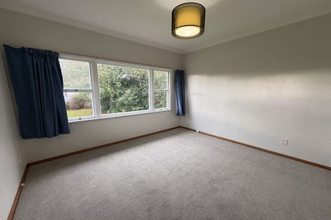 Photo of property in 17 Howard Road, Taradale, Napier, 4112