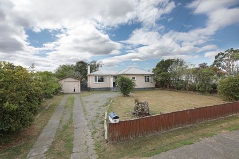 Photo of property in 7 Potaka Street, Marton, 4710