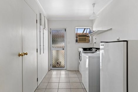Photo of property in 11 Shaw Place, Matua, Tauranga, 3110