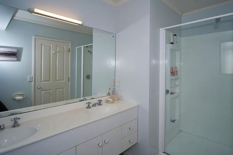 Photo of property in 20 Excelsa Place, Albany, Auckland, 0632