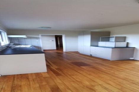 Photo of property in 14 Freyberg Place, Howick, Auckland, 2014