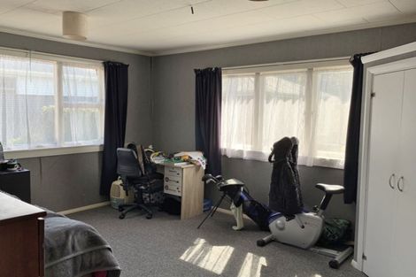 Photo of property in 140 Miranda Street, Stratford, 4332