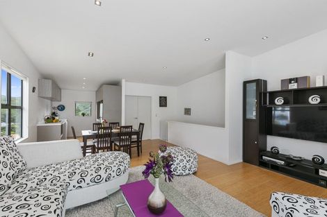 Photo of property in 82 Saddleback Grove, Karori, Wellington, 6012