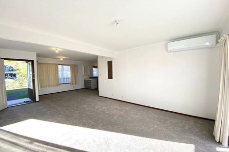 Photo of property in 5 Marlene Avenue, Te Atatu South, Auckland, 0610