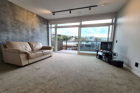 Photo of property in Vedado Apartments, 307/41u Hopper Street, Mount Cook, Wellington, 6011