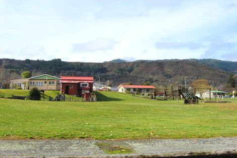 Photo of property in 13 Plaskett Street, Reefton, 7830