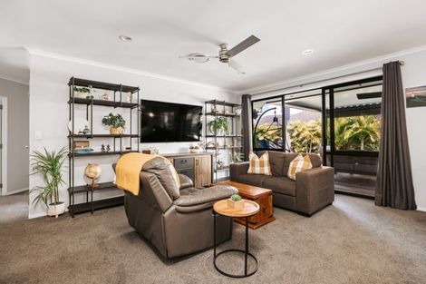 Photo of property in 7 Nicole Place, Papamoa Beach, Papamoa, 3118
