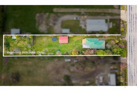 Photo of property in 58 Timaru Road, Waimate, 7924