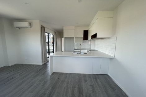 Photo of property in 2/39 Dale Crescent, Pakuranga, Auckland, 2010