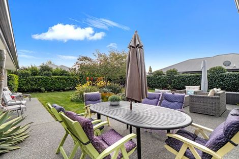Photo of property in 42 Watkins Drive, Rangiora, 7400