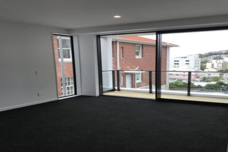Photo of property in 18a Oriental Terrace, Oriental Bay, Wellington, 6011