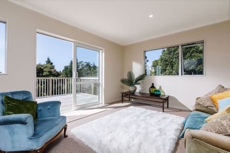 Photo of property in 22a Viridian Lane, Greenhithe, Auckland, 0632