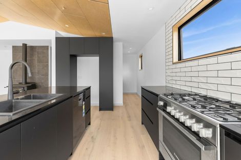 Photo of property in 41 Mount Linton Avenue, Wanaka, 9305