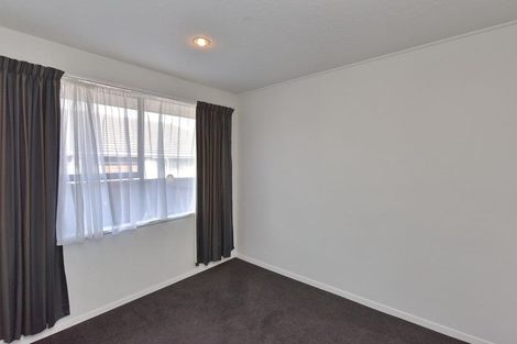 Photo of property in 17 Apollo Place, Papanui, Christchurch, 8052