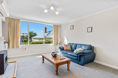 Photo of property in 3 Athol Place, Ravensbourne, Dunedin, 9022