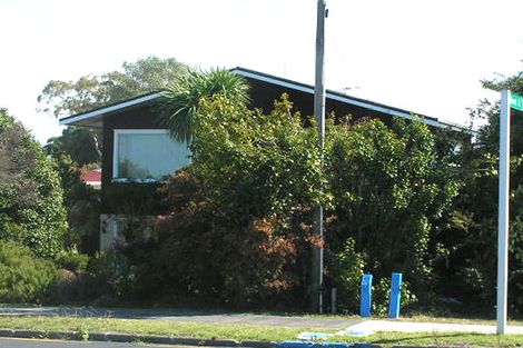 Photo of property in 82 Forrest Hill Road, Forrest Hill, Auckland, 0620