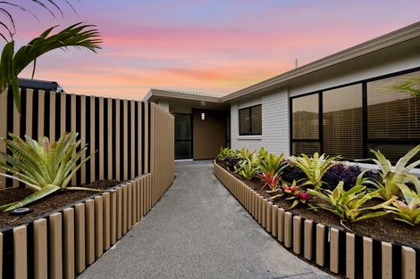 Photo of property in 95 Russley Drive, Mount Maunganui, 3116
