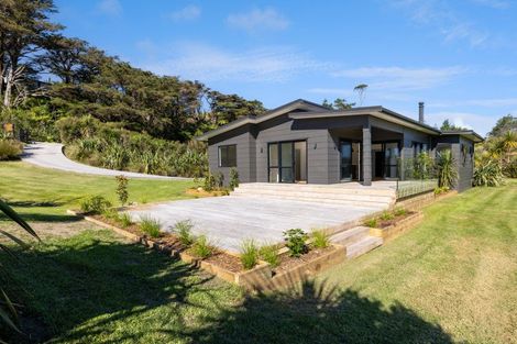 Photo of property in 571 Pakiri Road, Leigh, 0985