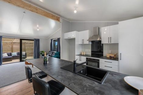 Photo of property in 2 Matipo Street, Tokomaru, 4474