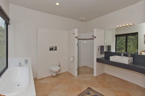 Photo of property in 73 Radar Road, Hot Water Beach, Whitianga, 3591