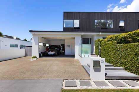 Photo of property in 52 Walton Street, Red Beach, 0932