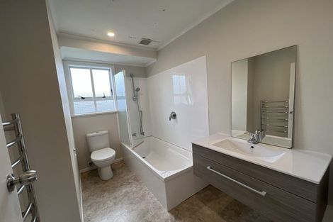Photo of property in 25 Marewa Street, Te Atatu South, Auckland, 0610