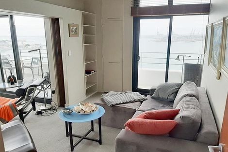 Photo of property in 45 Stanley Point Road, Stanley Point, Auckland, 0624