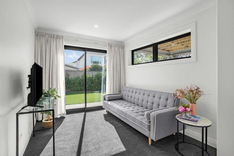 Photo of property in 1a Richmond Street, Petone, Lower Hutt, 5012