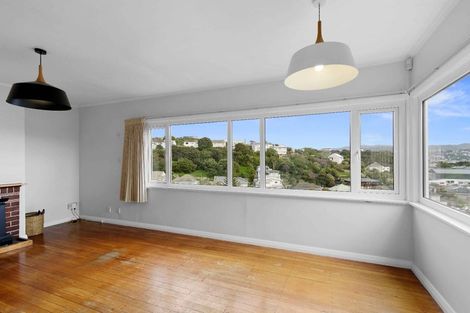 Photo of property in 14 Elphinstone Avenue, Strathmore Park, Wellington, 6022