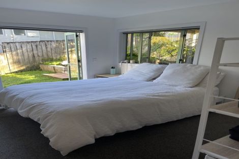 Photo of property in 1/4 Richards Avenue, Forrest Hill, Auckland, 0620