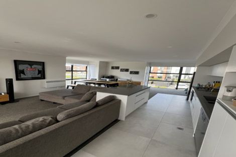 Photo of property in 32 Raranga Lane, Hobsonville, Auckland, 0616