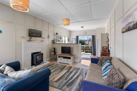 Photo of property in 13 Waimea Road, Waikanae Beach, Waikanae, 5036