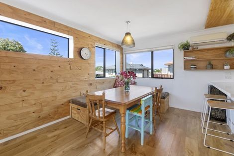 Photo of property in 1/15 Solway Place, Mount Maunganui, 3116