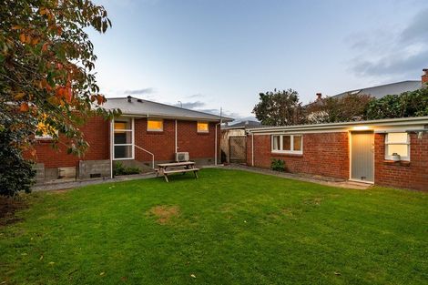 Photo of property in 169 Karori Road, Karori, Wellington, 6012